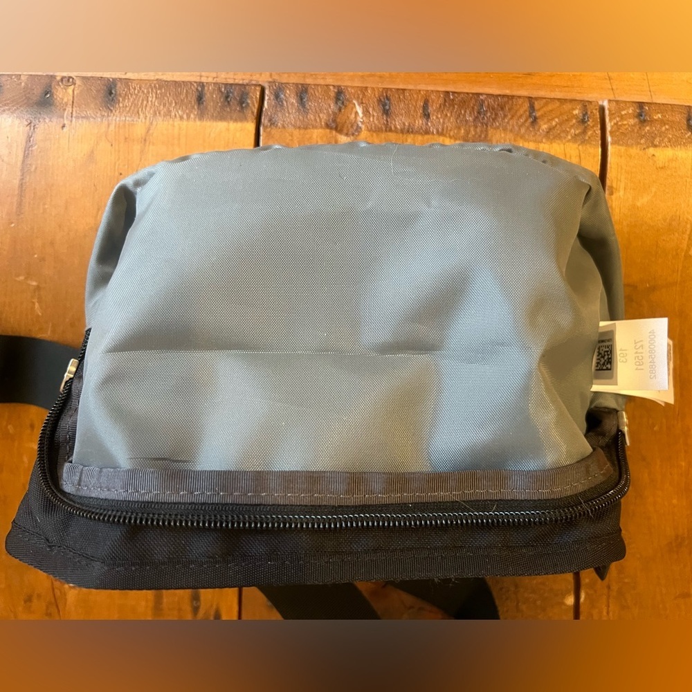 The North Face Bozer Hip Pack II - Picture 7 of 11